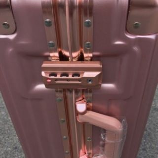 Vali Rimowa Super