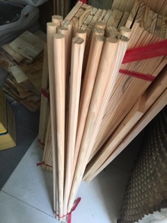 Thanh gỗ tròn 1m , 1m2 đường kính 2cm