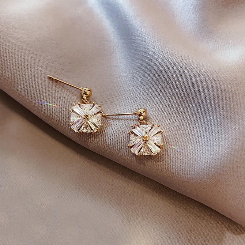 Bông Tai Đính Đá Zircon Phong Cách Hàn Quốc