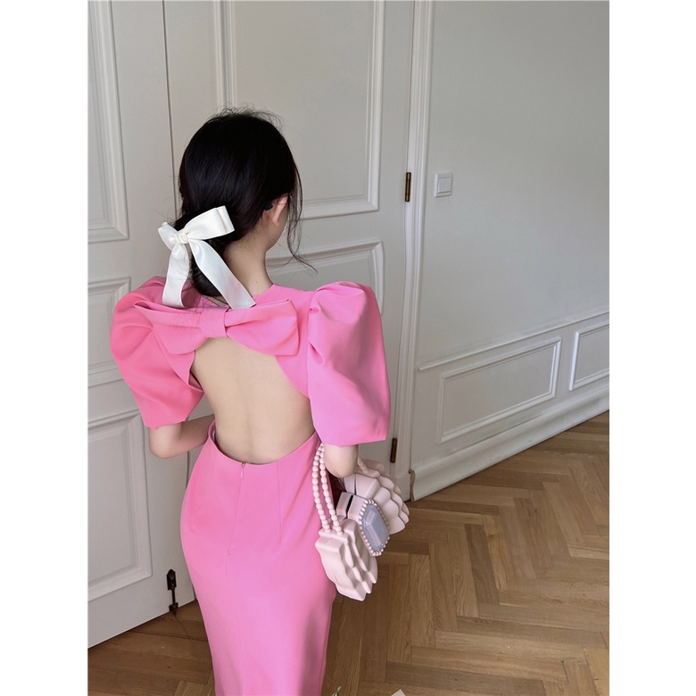 Đầm Váy Nữ Màu Hồng Thiết Kế Hở Lưng Ôm Body Dáng Dài Tay Bồng Mặc Đi Du Lịch Dự Tiệc Phong Cách Sang Chảnh Bánh Bèo