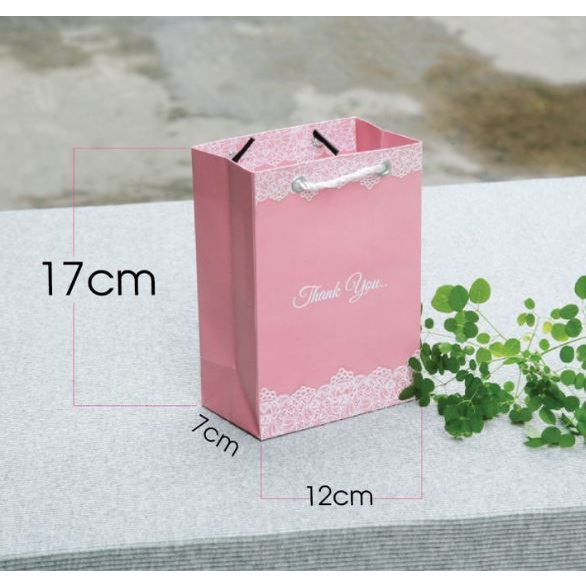 Túi giấy (mẫu 8) quà tặng trắng đựng quà đựng quần áo các loại size 17x12x7 cm