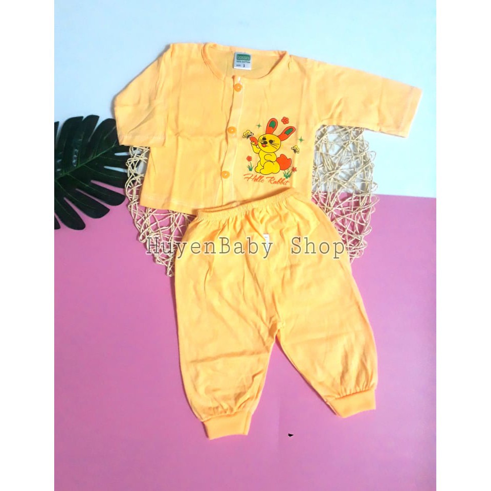 Bộ quần áo sơ sinh màu tay dài cúc giữa, quần ống bo cho bé từ sơ sinh đến 11,5kg loại đẹp