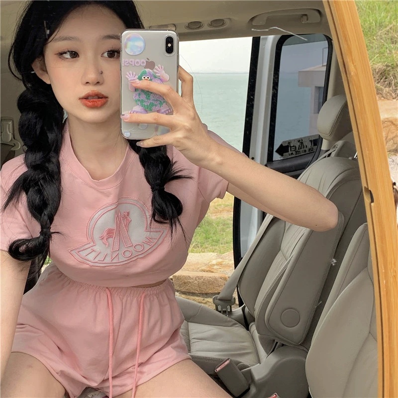 Set Áo Thun Croptop Tay Ngắn + Quần Short Lưng Cao Thời Trang Mùa Hè Cho Nữ