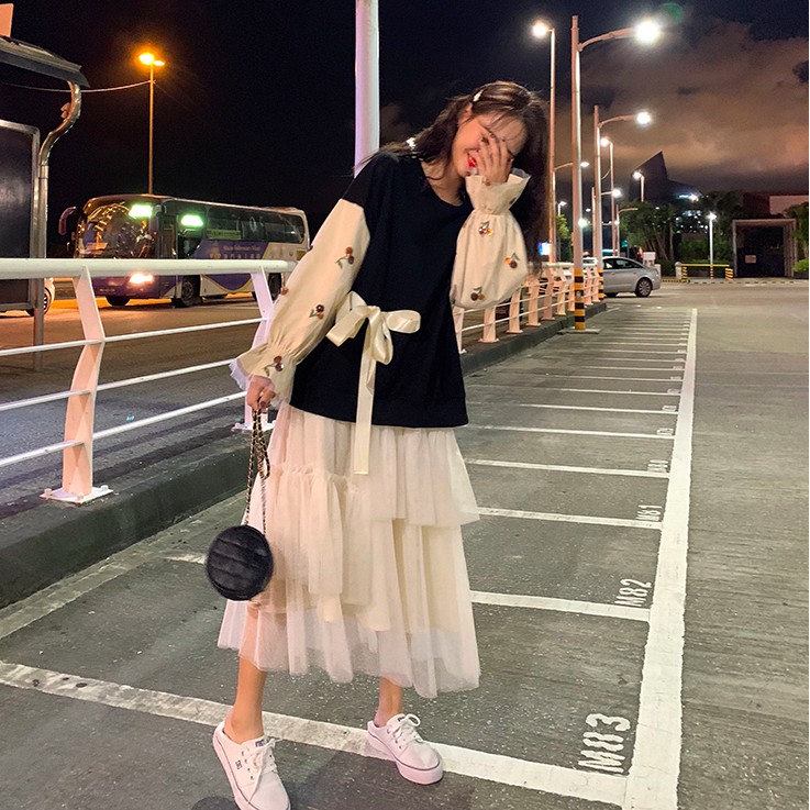 ÁO NỈ THẮT NƠ CHERRY CHÂN VÁY BỒNG BỀNH