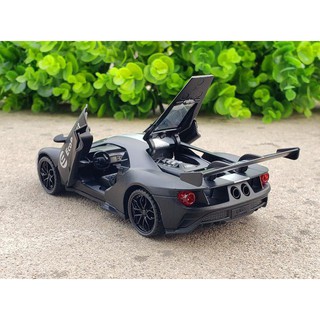[Full box] Xe mô hình Ford GT 1:32 UNK