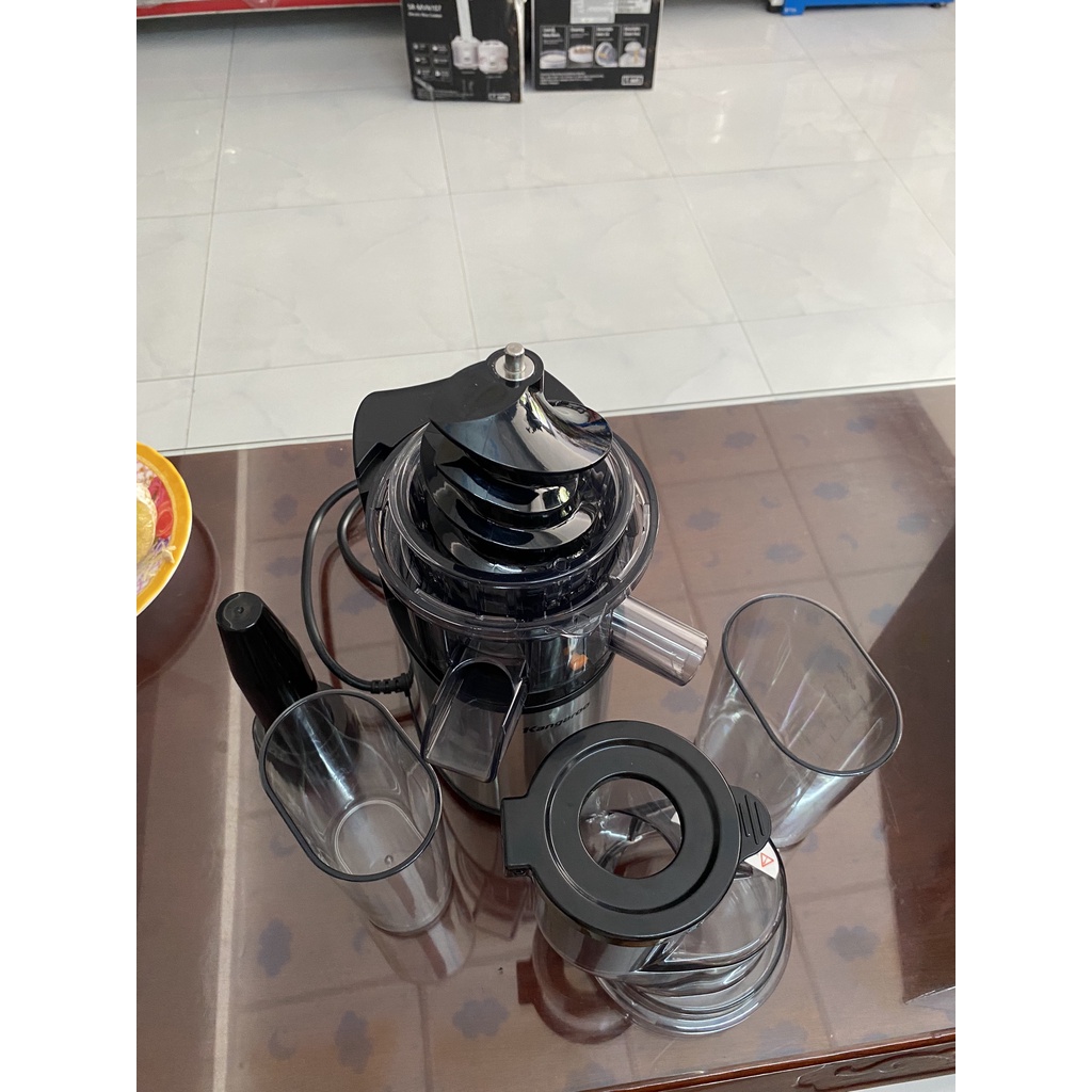 Máy ép chậm Kangaroo KG1B6 - Hàng trưng bày