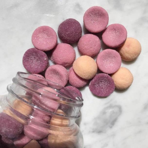 Kẹo dẻo Canxi Kirkland Signature Adult Gummies Calcium 500mg with D3 – 120 viên