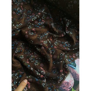 Lụa hàn châu: 1m=50k Chất vải mềm mịn, xuông rủ,dày vừa, có co giãn nhẹ. Thích hợp lên áo, chân váy, đầm, áo dài...