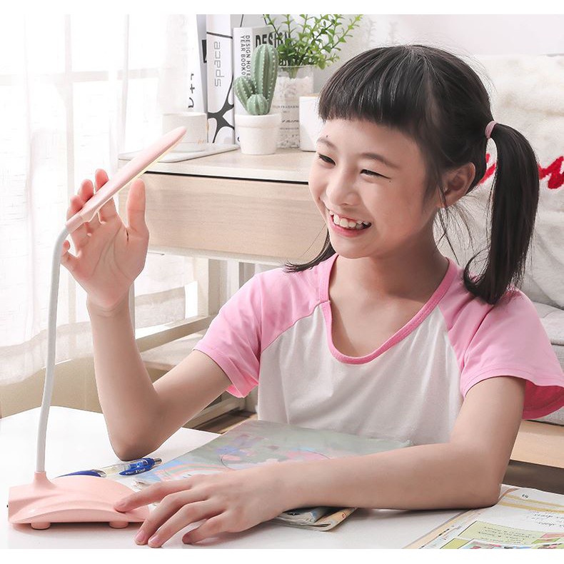 Đèn học led chống cận cảm ứng, tích điện 3 chế độ sáng học tập, làm việc, đọc sách