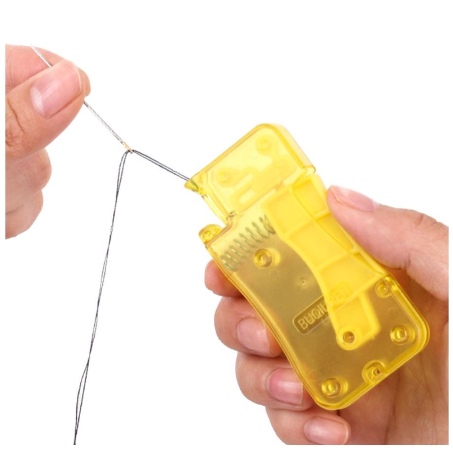 Dụng cụ xỏ chỉ tự động