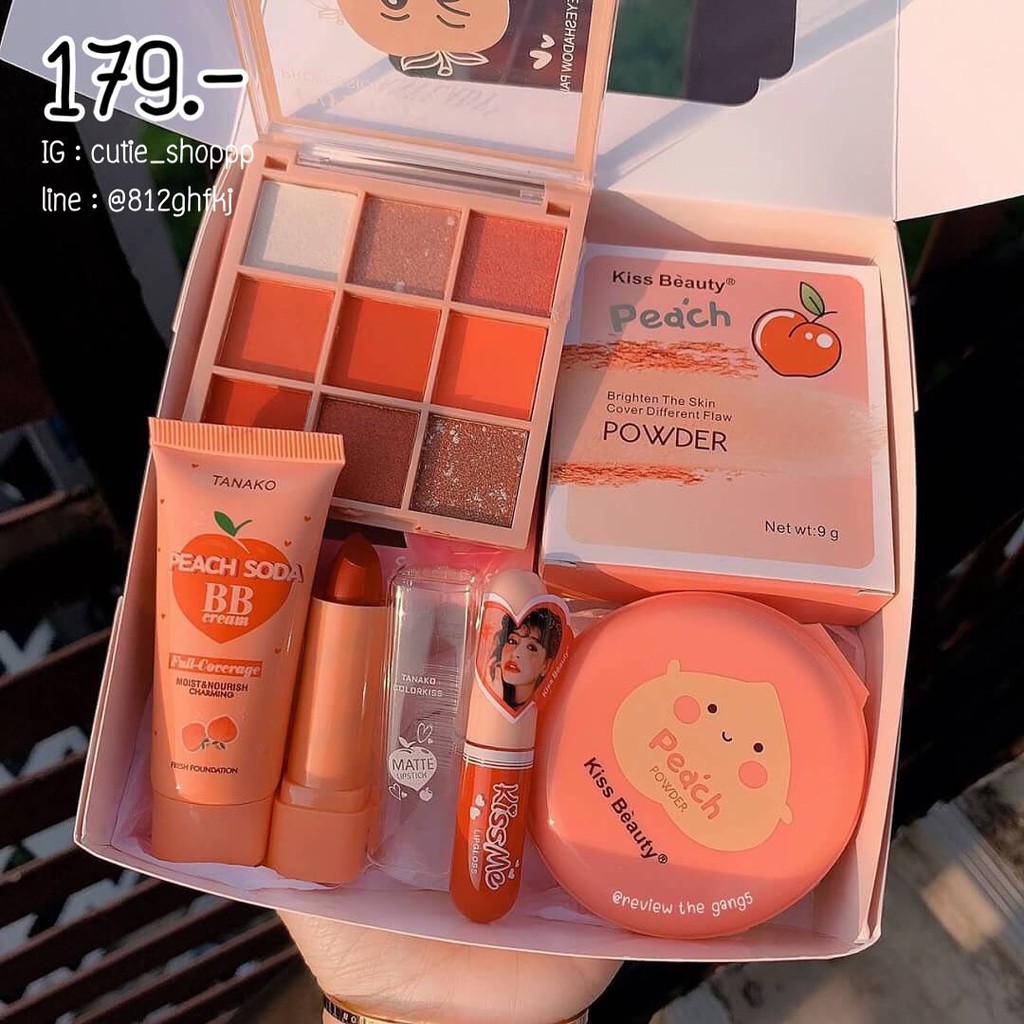 Bộ trang điểm 5 món cho nàng luôn xinh đẹp