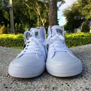 Giày Chuck 2 AllStar Cổ Cao Trắng Nữ