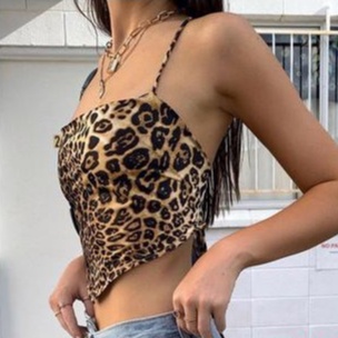 Áo kiểu yếm nữ phối đan dây lưng có mút ngực họa tiết beo + vằn | BigBuy360 - bigbuy360.vn