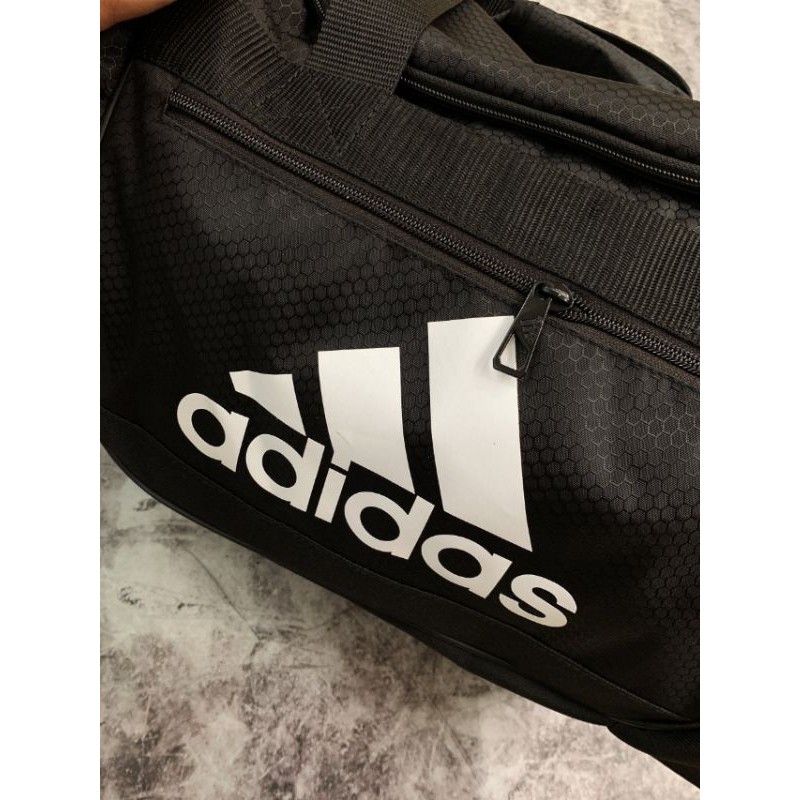 (Hàng chuẩn auth 1:1) DEFENDER III SMALL DUFFEL BAG BLACK/Túi trống adidas nhiều ngăn