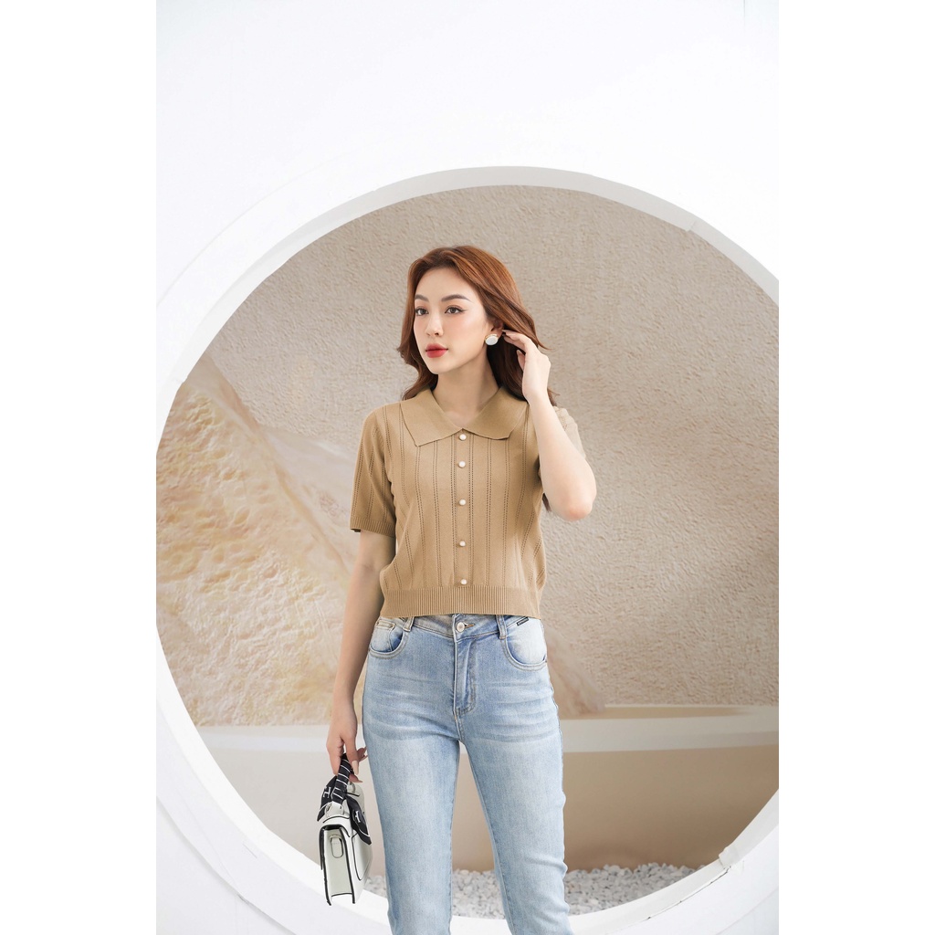 Áo Len Nữ FIONA Dáng Bo Gấu, Thân Dệt Họa Tiết, Nẹp Giả Đính Cúc Trang Trí Mã F852227