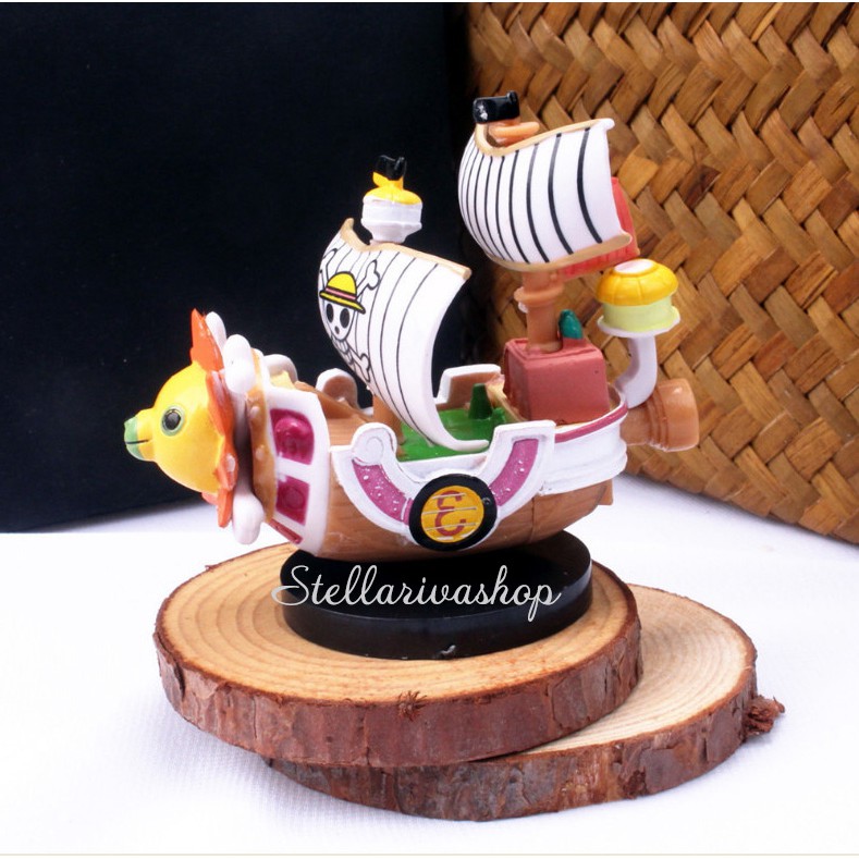 Mô hình thuyền Thousand Sunny mini để bàn