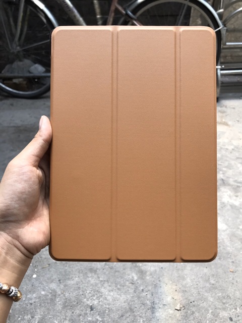 Bao da ipad gen 7/8 10.2 lưng trong