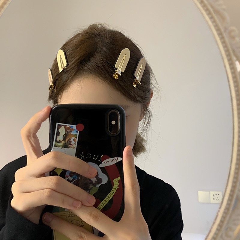 Kẹp tóc phong cách retro thời trang cho nữ