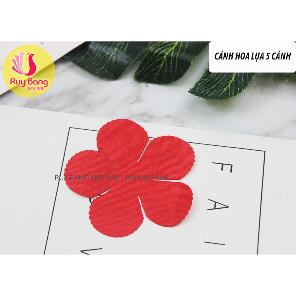 Cánh hoa lua 5 cánh 5,5cm ( gói 50c) - ship đơn hàng từ 100k