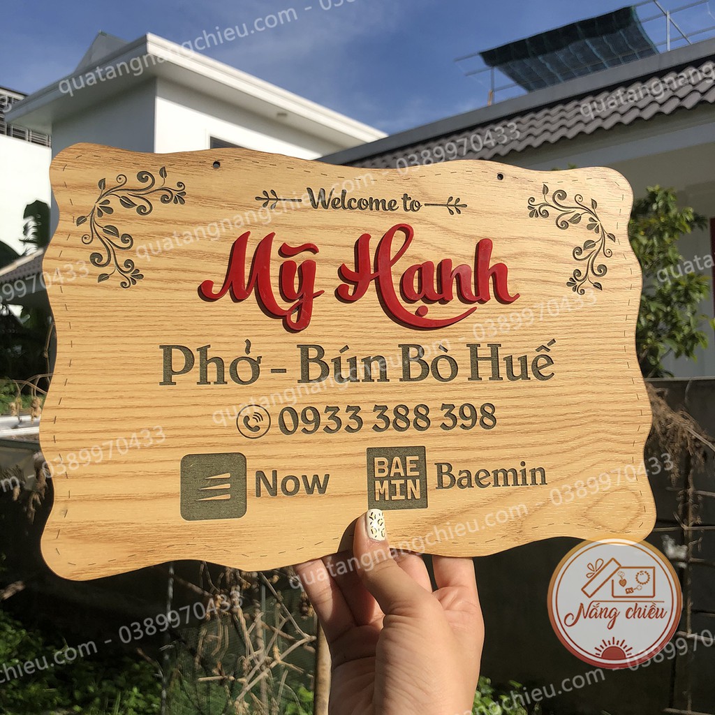 Bảng treo quán ăn khắc theo yêu cầu_ chất liệu gỗ khắc laze theo yêu cầu