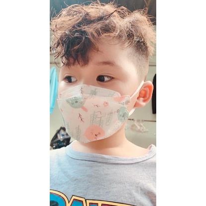 Khẩu trang y tế cao cấp 4D FAMAPRO KIDS trẻ em kháng khuẩn 3 lớp - Hộp 10 cái