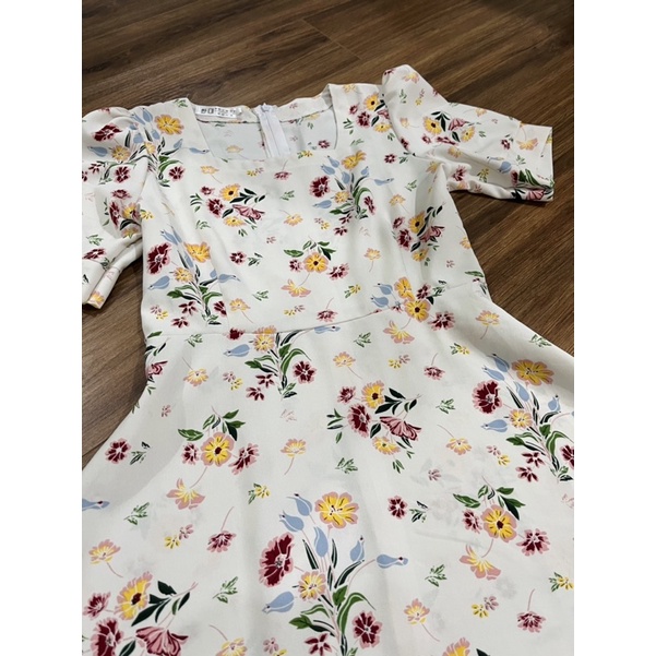 Pass váy xoè hoa nhí