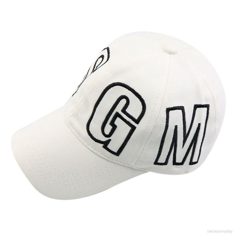 Nón lưỡi trai gắn trang trí quả cầu lông xù đáng yêu dành cho các bé