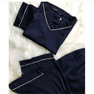 Bộ Pijama lụa satin viền ren
