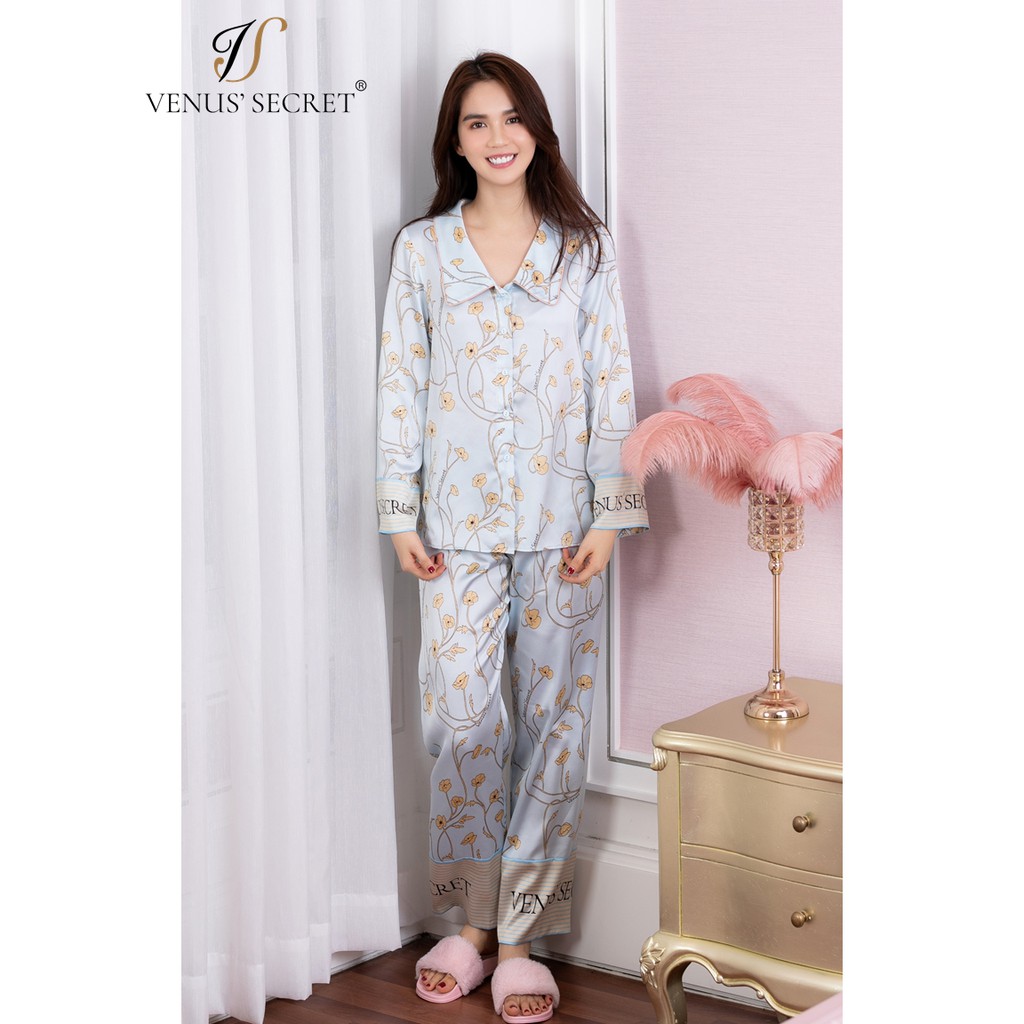 Bộ đồ ngủ Pijama - đồ ngủ lụa cao cấp họa tiết hoa vàng thương hiệu VENUSSECRET