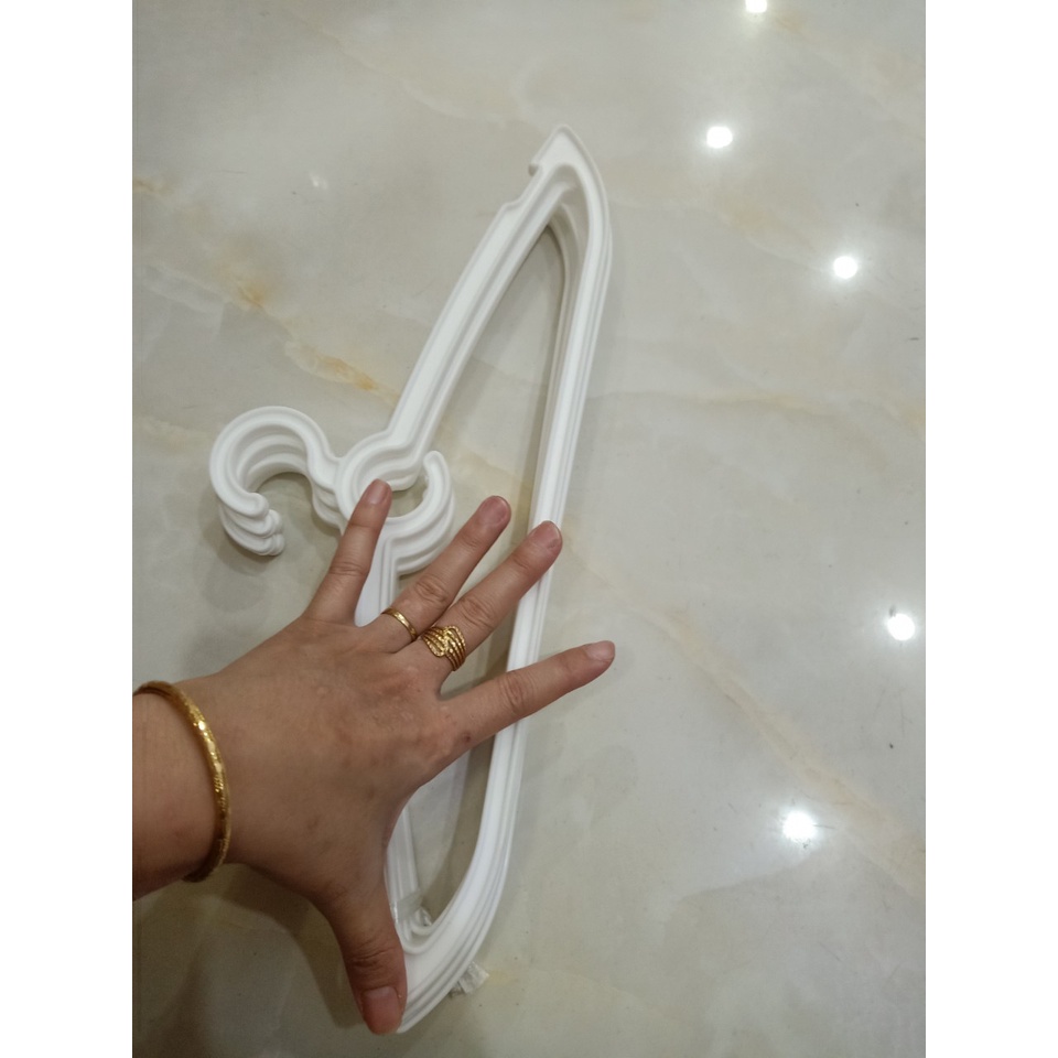 Thanh lý 1 Sét 5 móc nhựa siêu dày của DUY TÂN (móc kèm tủ treo của cty Duy Tân)