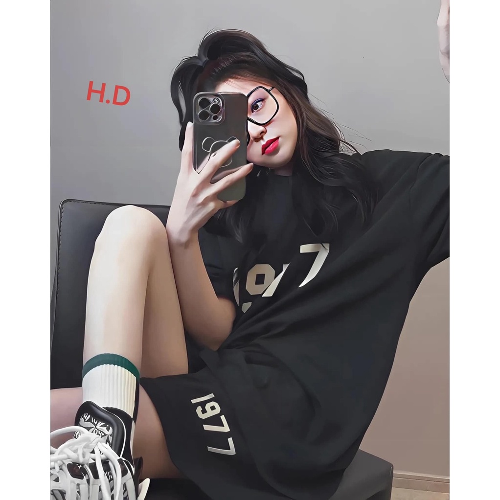 SEt bô cho nam nữ áo phông tay lỡ cùng quần đùi đồng bộ 1977 FREESIZE