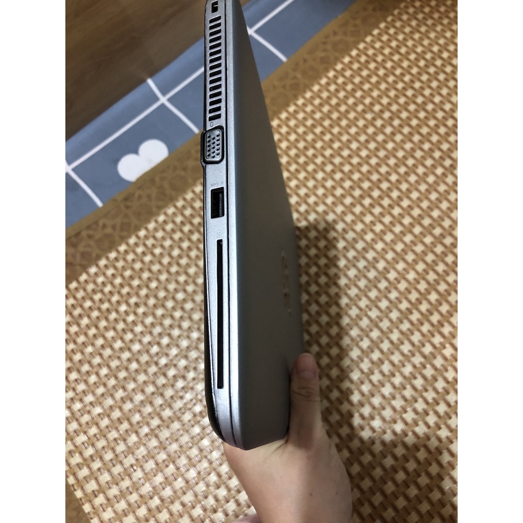 Máy tính xách tay Laptop HP 820 G3 i5-6300U ram 8Gb SSD 240Gb 12.5inch thích hợp sinh viên, văn phòng | BigBuy360 - bigbuy360.vn