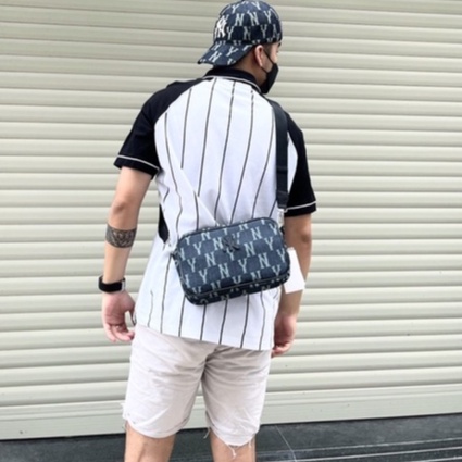 Túi đeo chéo Jean denim M.L.B  Yankee.s dáng chữ nhật