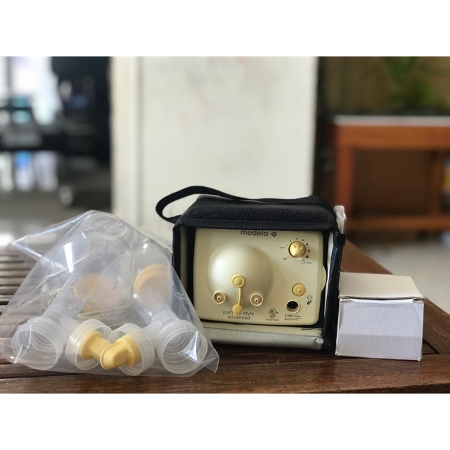 Máy hút sữa medela pump in style advanced.