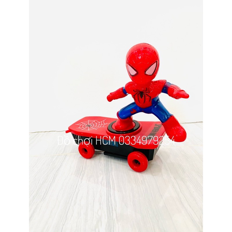 [TỰ LẬT] Đồ chơi siêu nhân nhện spiderman trượt ván tự lật có nhạc đèn dành cho bé thích chơi siêu anh hùng