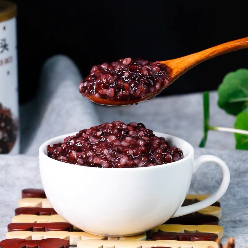 Nếp Cẩm Lon 900g