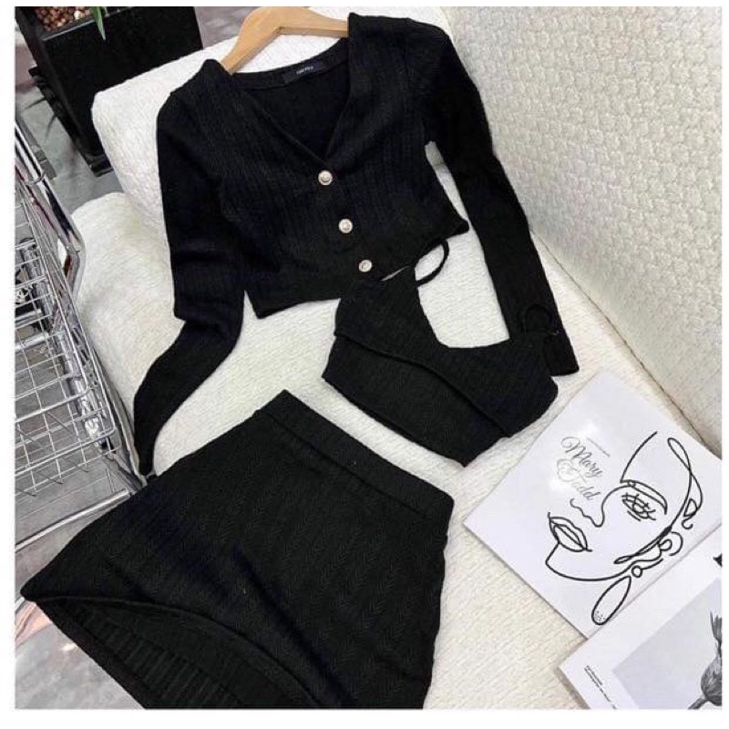 Set Bộ 3 Món Áo Dây Cổ U Kèm Chân Váy Ôm Và Áo Khoác Croptop Hình thật cuối