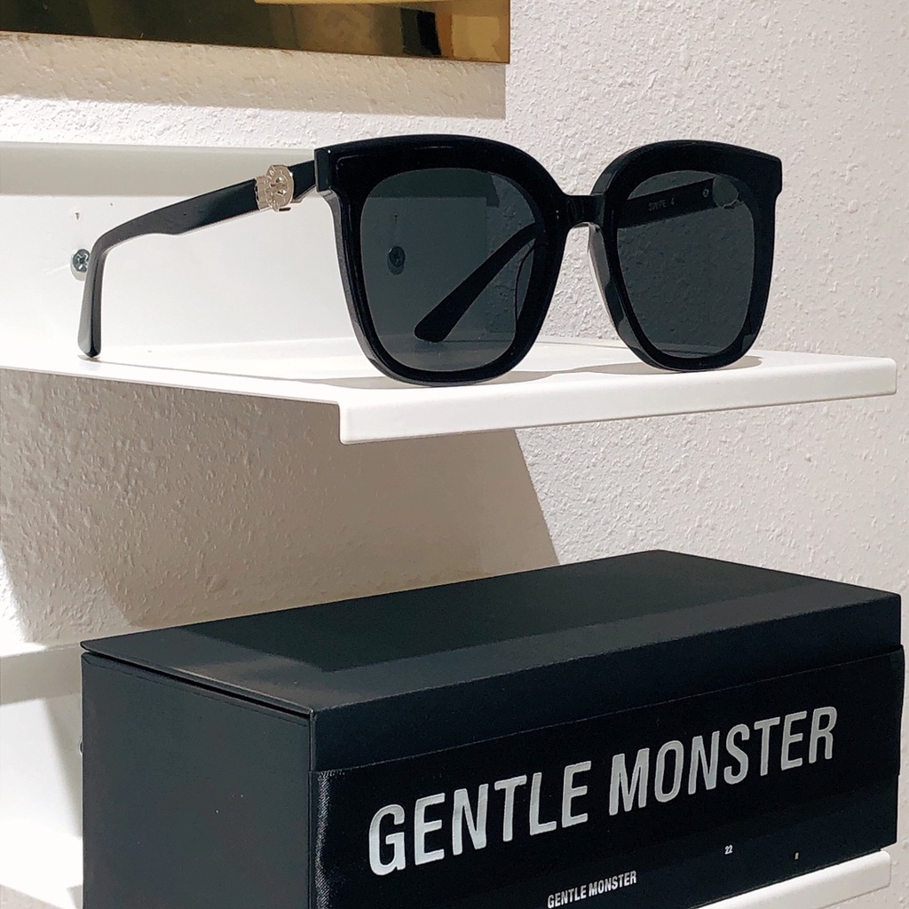 Kính Mát Gọng Vuông Màu Đen SWIPE 4 01 -