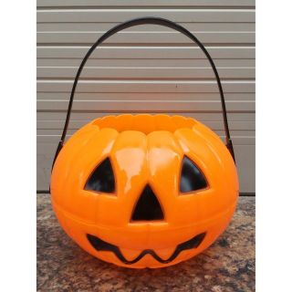 Giỏ bí ngô Halloween