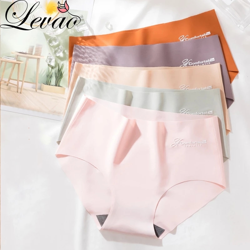 Quần Lót Levao Lụa Lạnh Không Đường May Gợi Cảm Thoải Mái Cho Nữ