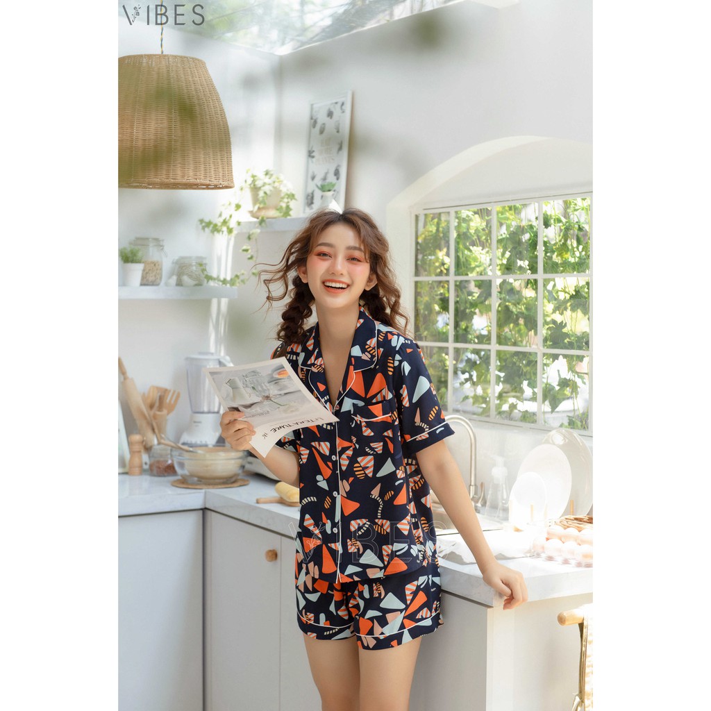 Bộ đồ mặc nhà pijama đùi VIBES Pattern Navy Py Set