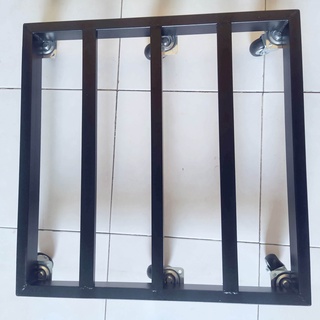 Đế lót chậu trồng cây đa năng kích thước 50x50 cm