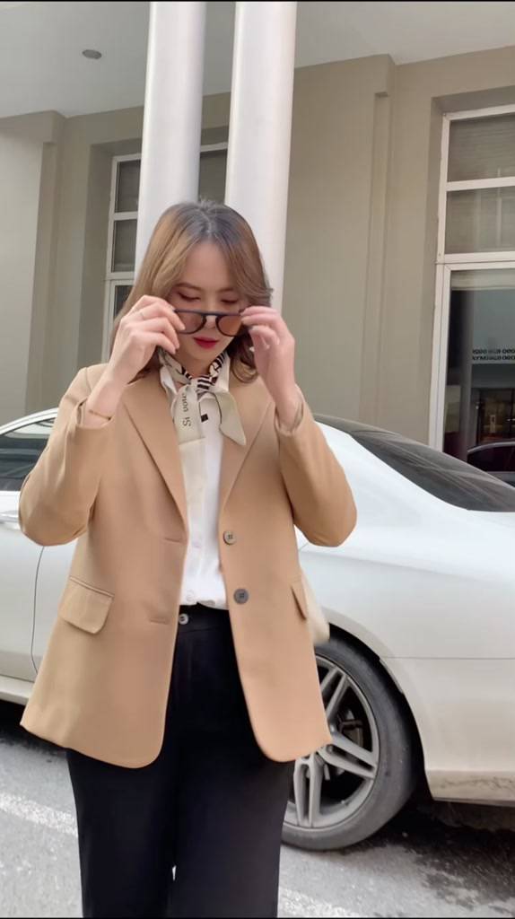 Áo blazer nữ 1 lớp dáng dài tay dài Huien Design thời trang công sở trẻ trung, áo vest nữ Hàn Quốc màu sắc | BigBuy360 - bigbuy360.vn