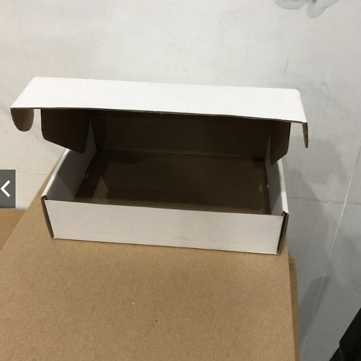 Freeship - combo 4 Hộp carton nắp gài - 22x17x6cm