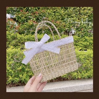 Giỏ cói đan thắt nơ ren