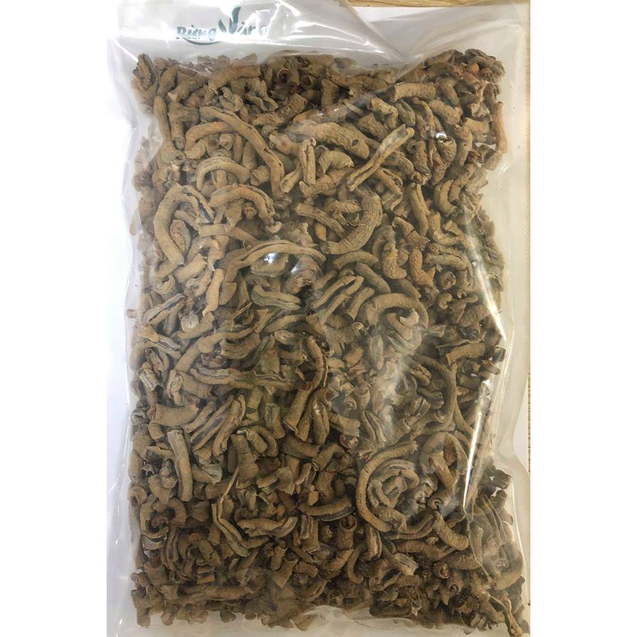 Ba kích khô ngâm rượu đã tách ruột rút lõi về chỉ bỏ vô rượu làm ngâm