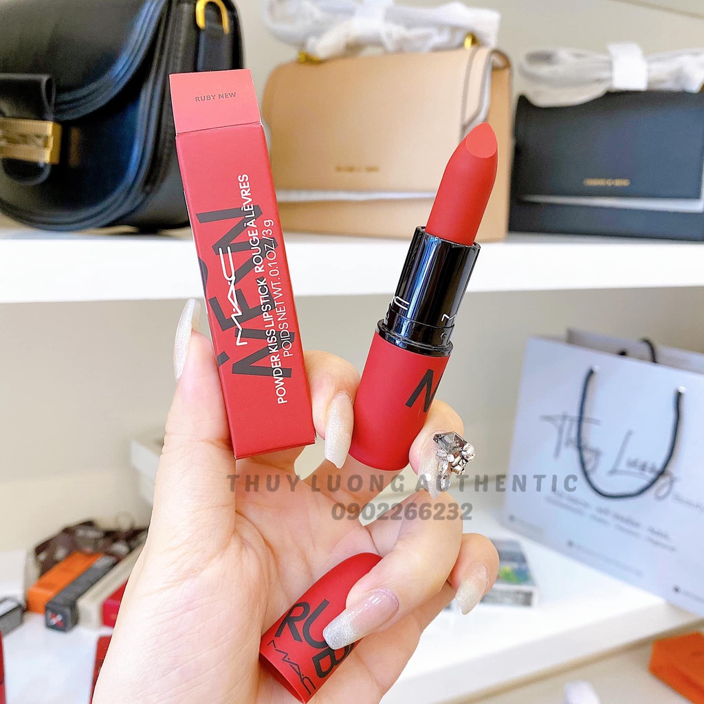 Son môi MAC 4 màu Ruby Woo