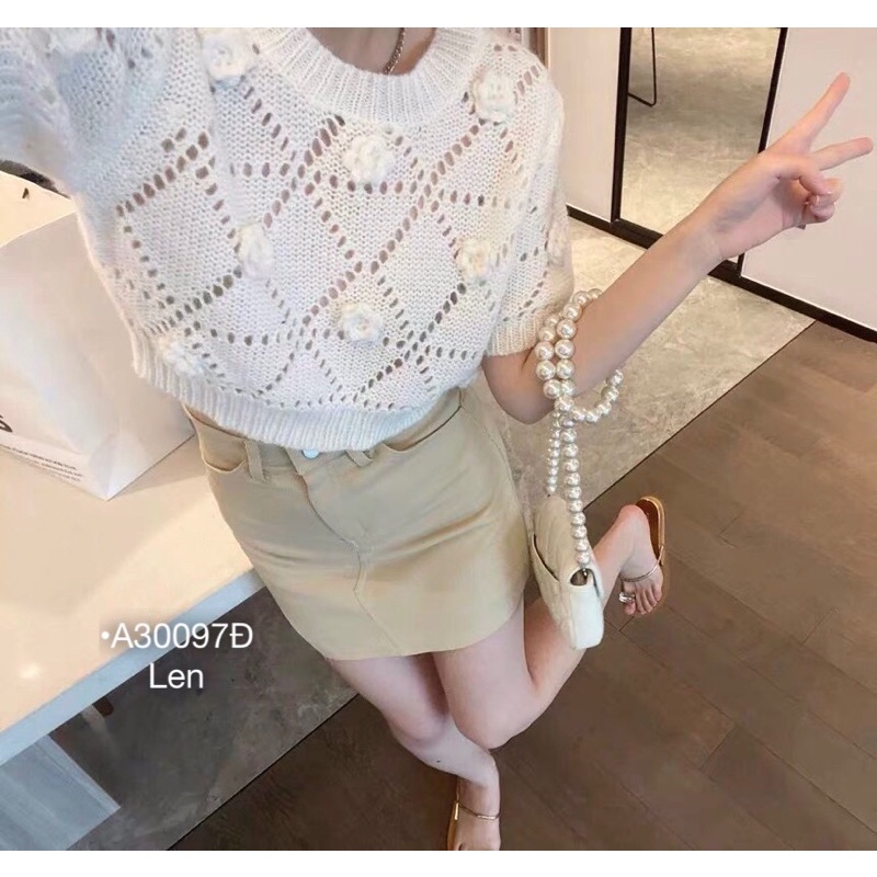 Áo len montoghi đính hoa minie