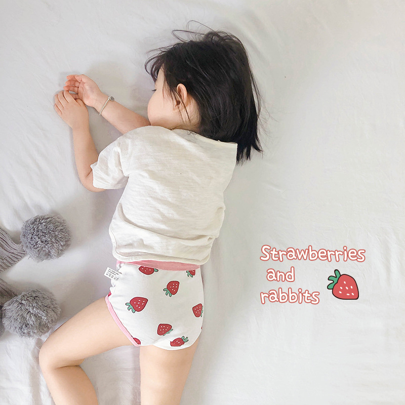 Set 3 Quần Lót Cotton In Hình Trái Cây Dễ Thương Cho Bé