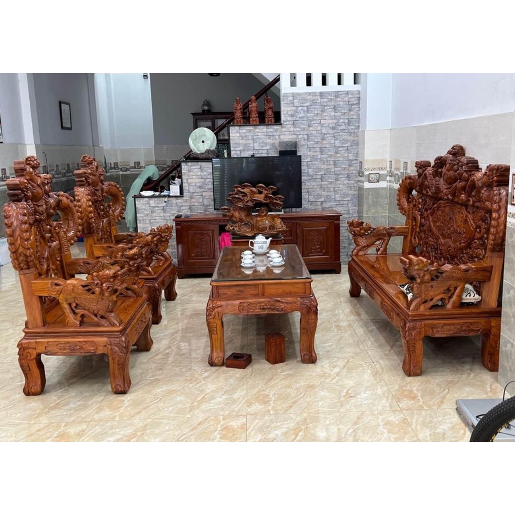 Bộ bàn ghế salon gỗ hương tay 12 đục nghê đỉnh thanh lý